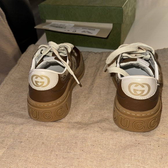 GUCCI. CHILDREN'S LEATHER PLATFORM SNEAKER - Picture 10 of 13